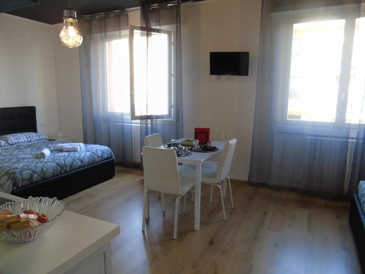 Hotel Casa Leonardo Airport à Azzano San Paolo 0*,