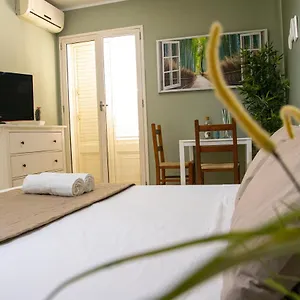 House Orlando 2*, Sferracavallo Italia